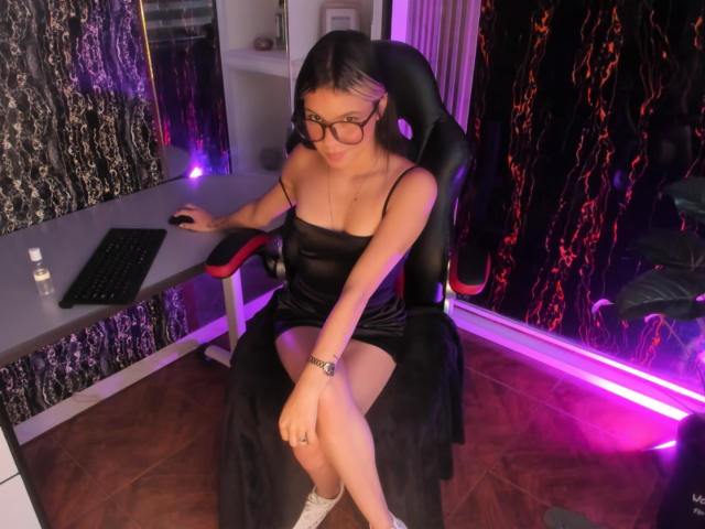 LunaFreya - Live porn &amp; sex cam - 25579021