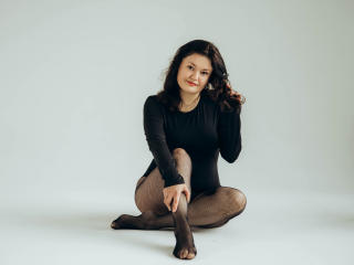 LolaHikls - Live porn &amp; sex cam - 25585585