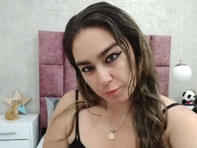 TaylorNova - Live porno og sexkamera - 25586261