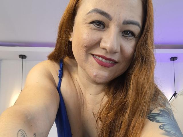 LadyNylonOh - פורנו בשידור חי ומצלמת סקס - 25586937