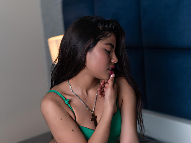 SashaRey - Live porn &amp; sex cam - 25588365