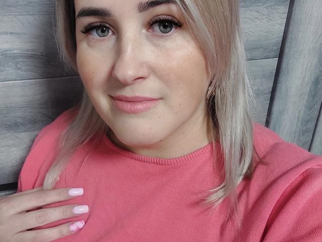 BeatriceSmile - Live porn &amp; sex cam - 25589609