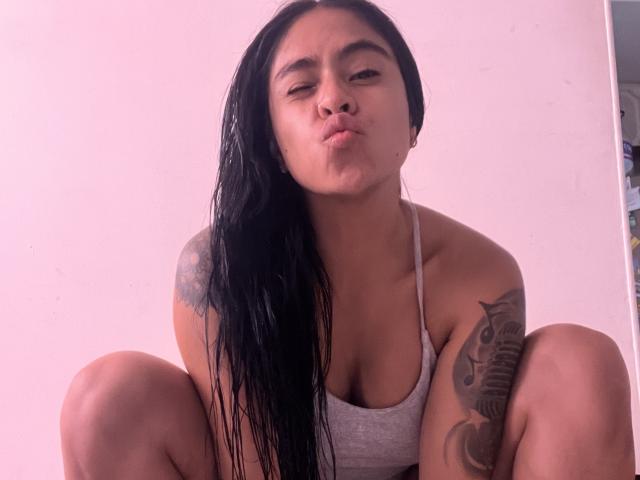 StellaBeckker - Élő pornó és szexkamera - 25590093