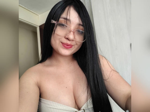 LunaBellaHotty - Camera khiêu dâm &amp; quyến rũ trực tiếp - 25590401
