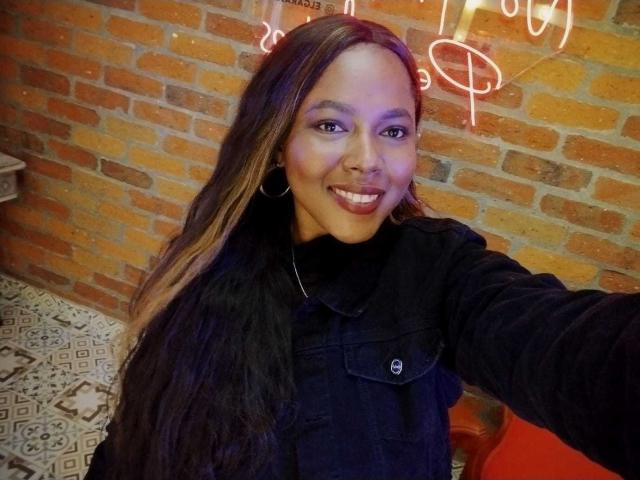 MacarenaBoobs - Live porn &amp; sex cam - 25592849