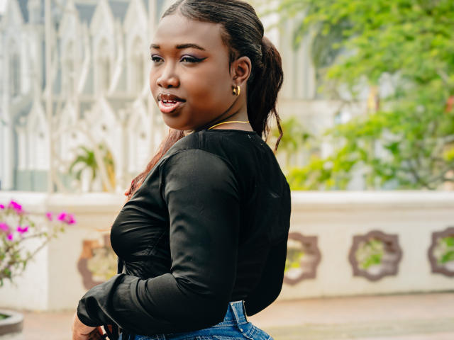 KarlieMoss - сексуальная веб-камера в реальном времени - 25593017