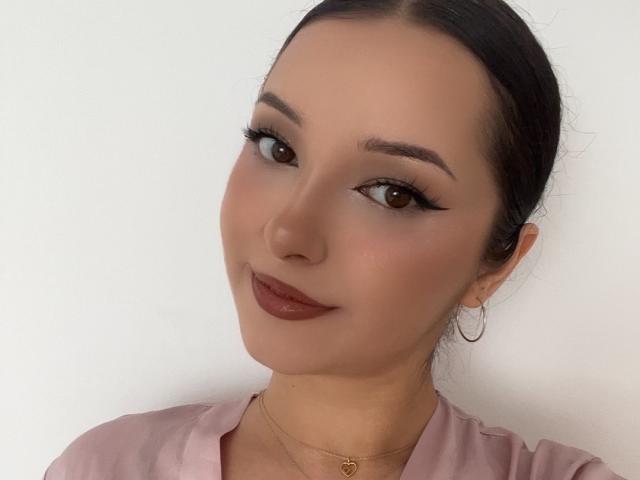 AngelEmma69 - Live sex cam - 25602257