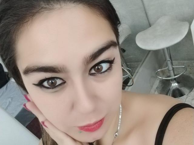 TaylorNova - Live porn &amp; sex cam - 25603373