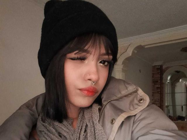 HannaCrow - Live sex cam - 25611873