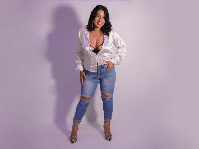 EmaFoxy - Live porn &amp; sex cam - 25613581