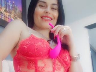 CharlotteCrofort - Live porn &amp; sex cam - 25614945