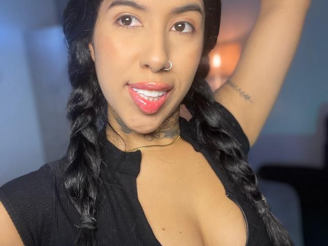 Chanelly - Live porn &amp; sex cam - 25619845