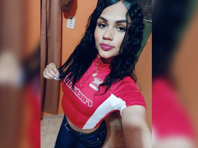 BellaOlsen - Porno na żywo i seks kamera - 25622421