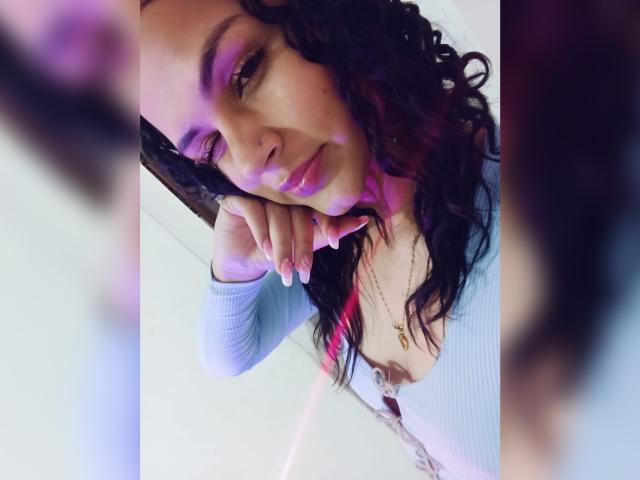 BellaOlsen - Live sex cam - 25622453