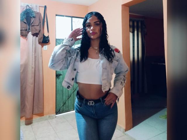 BellaOlsen - Live porn &amp; sex cam - 25622801