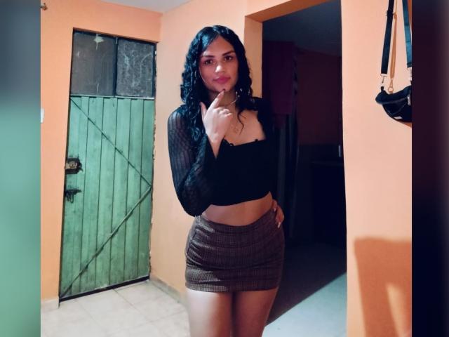 BellaOlsen - Live porn &amp; sex cam - 25622813