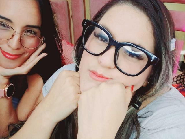 JenniferAndMia - Live porn &amp; sex cam - 25624617