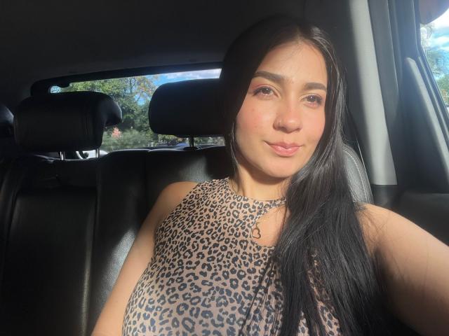 KarolReyes - Live porn &amp; sex cam - 25624877