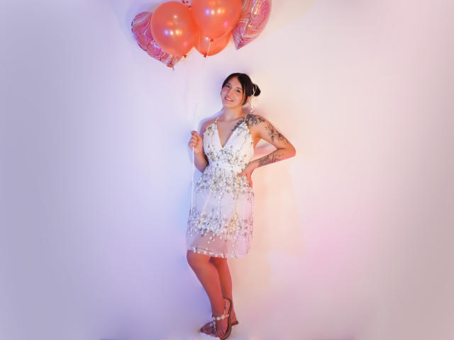 ZoeCortes - Live porn &amp; sex cam - 25625093