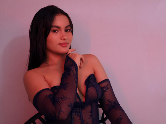 MiiaPalmer - Live sex cam - 25625145