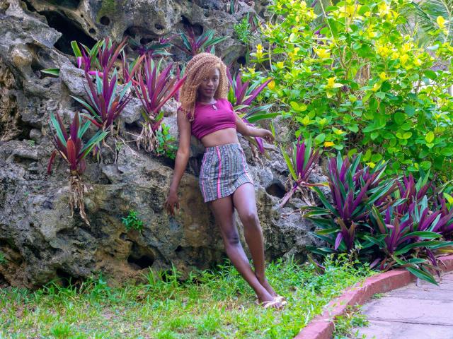 Penzi-hot - Live porn &amp; sex cam - 25627357