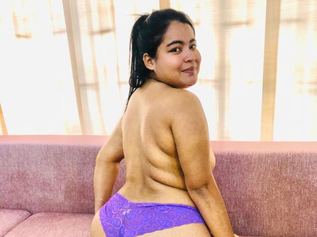 MiaBeicker - Live porn &amp; sex cam - 25627633