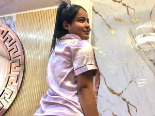 MiaBeicker - Live porn &amp; sex cam - 25627669