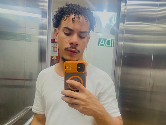 WildLeoHot - Live porn &amp; sex cam - 25628609