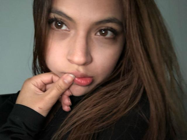 NyraVane - Live porn &amp; sex cam - 25629709