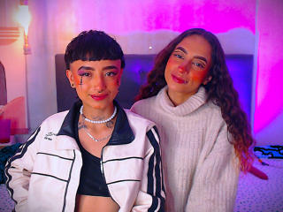 RileyAndAlexa - Live porn &amp; sex cam - 25629881