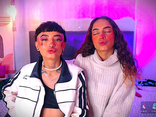 RileyAndAlexa - Live porn &amp; sex cam - 25629889