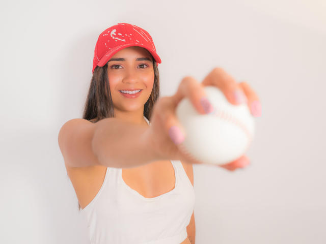 LunaBritton - Live sex cam - 25632089