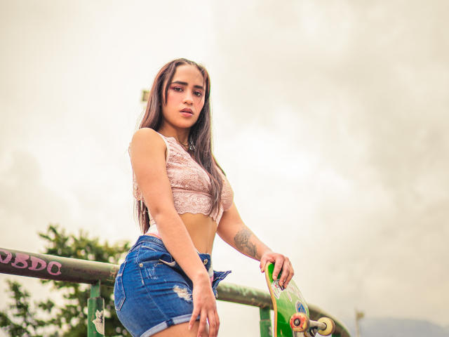 LunaBritton - Live porn &amp; sex cam - 25632141