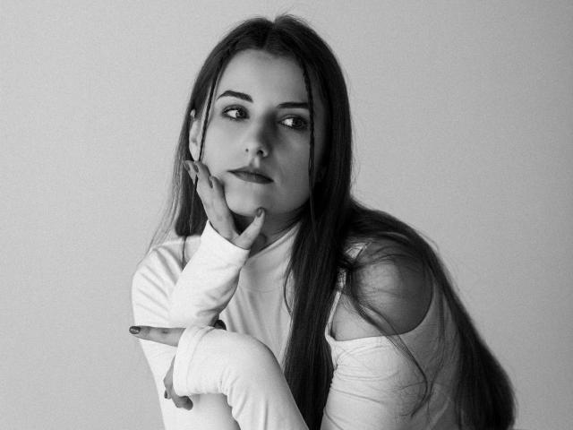 SonyaCutiePie - Live porn &amp; sex cam - 25634765