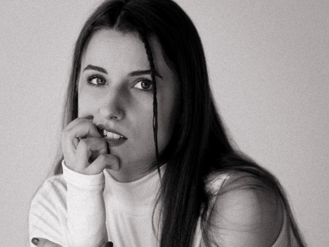 SonyaCutiePie - Live porn &amp; sex cam - 25634769