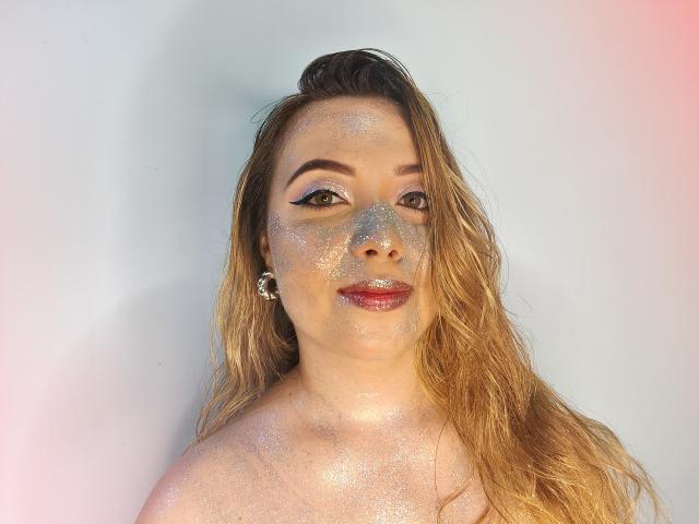 ZoeTobon69 - Live porno og sexkamera - 25636221
