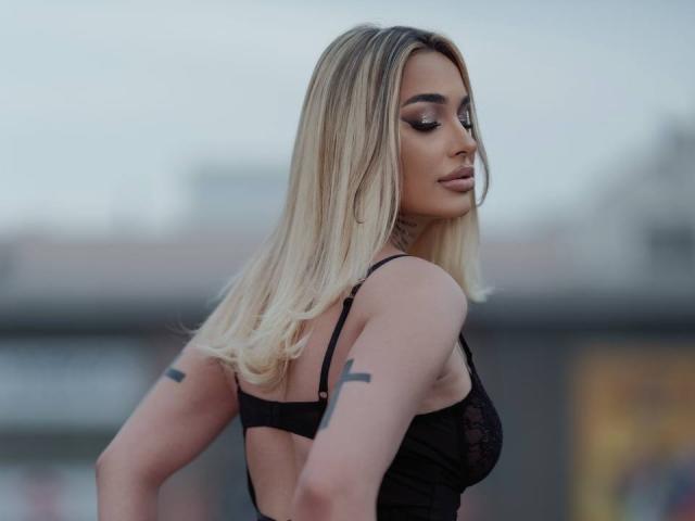 AmmyliciousDolly - Live sexe cam - 25638073