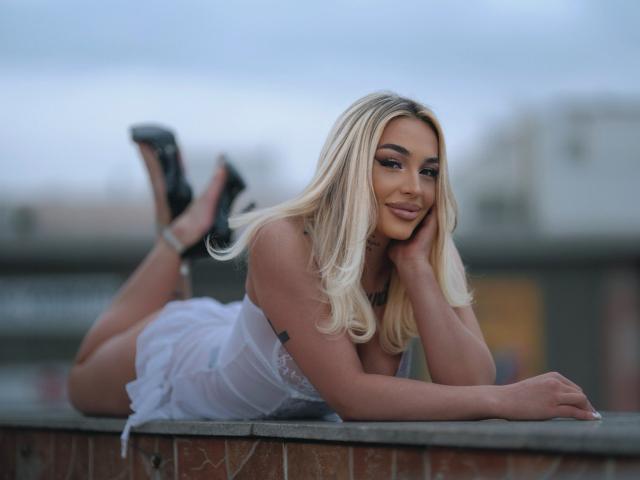 AmmyliciousDolly - Live porn &amp; sex cam - 25638085