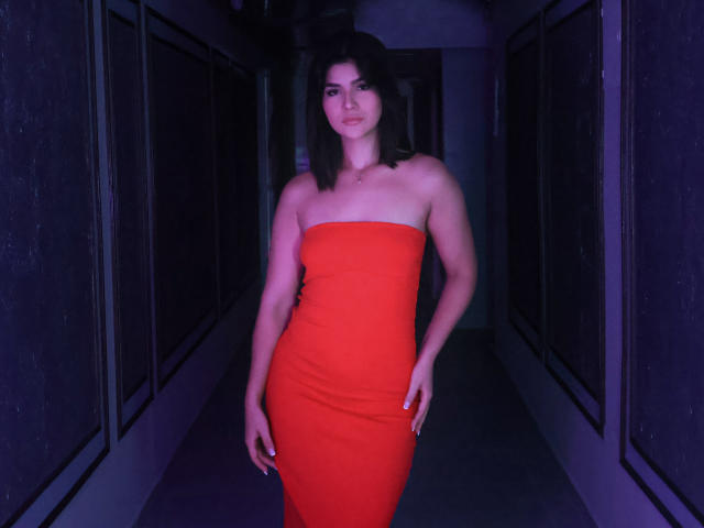 ScarlletZhen - Live sex cam - 25639193