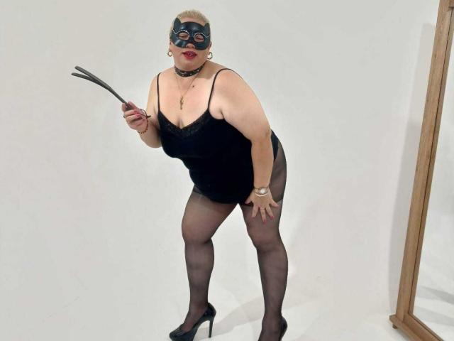 RebeccaSinss - Live sex cam - 25639981