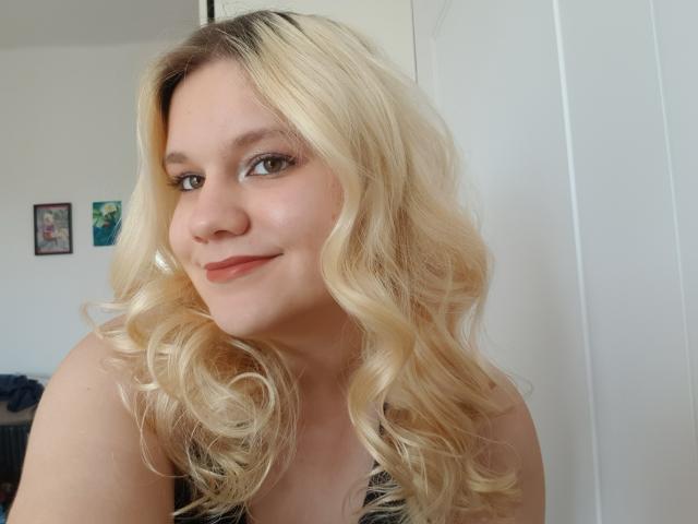 PinkSamantha - Live porn &amp; sex cam - 25640413