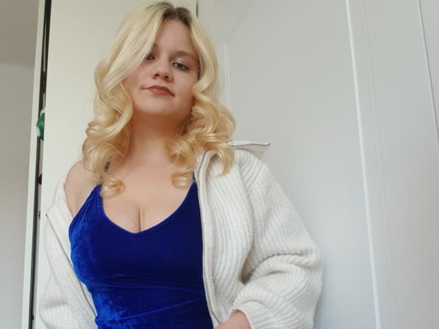 PinkSamantha - сексуальная веб-камера в реальном времени - 25640449