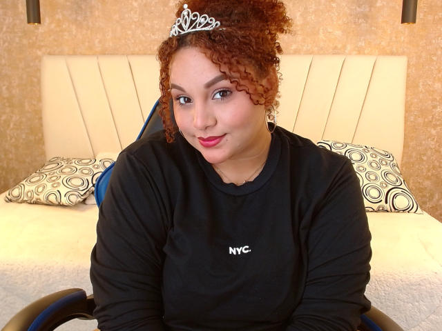 YeraCarey - Live porn &amp; sex cam - 25642173