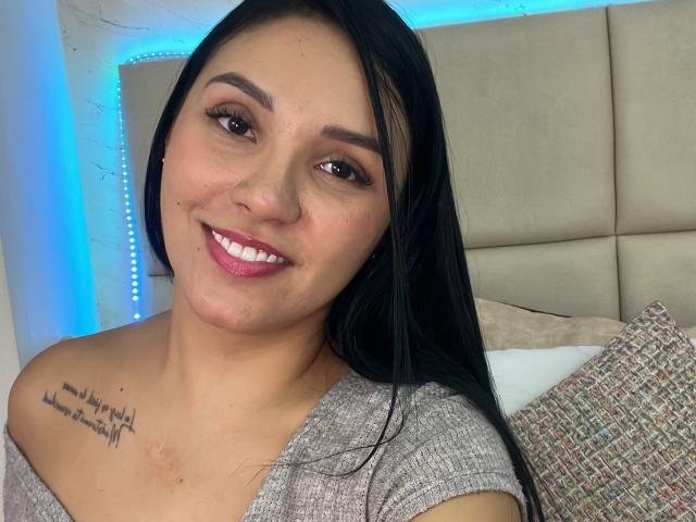 YessiJaymes - Live porn &amp; sex cam - 25644169