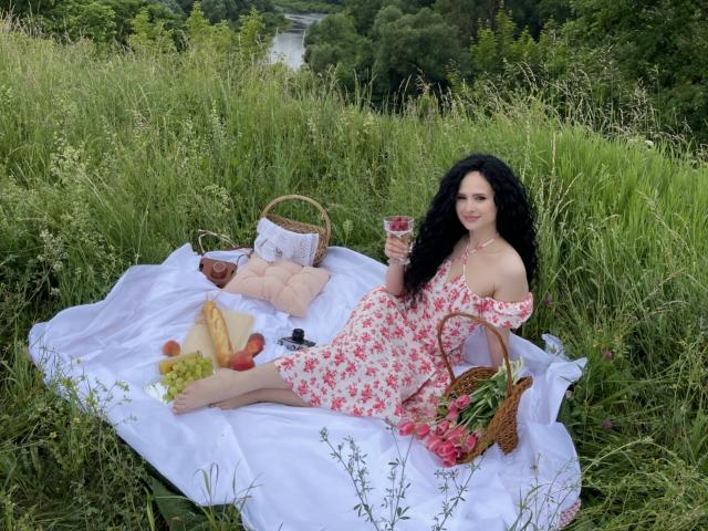 VictoriaClifford - Live Sex Cam - 25644265