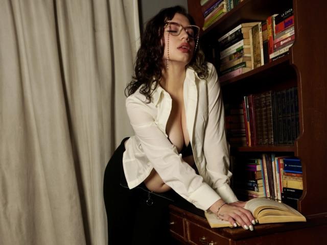 ElizaCanterville - Live porno og sexkamera - 25645037