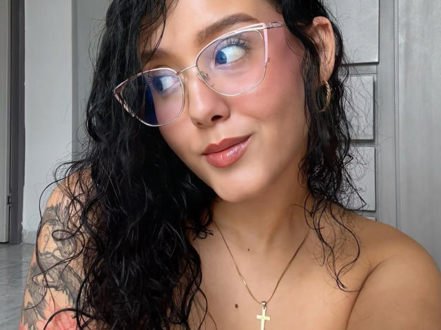 SofiaBrowm - Live porn &amp; sex cam - 25645785