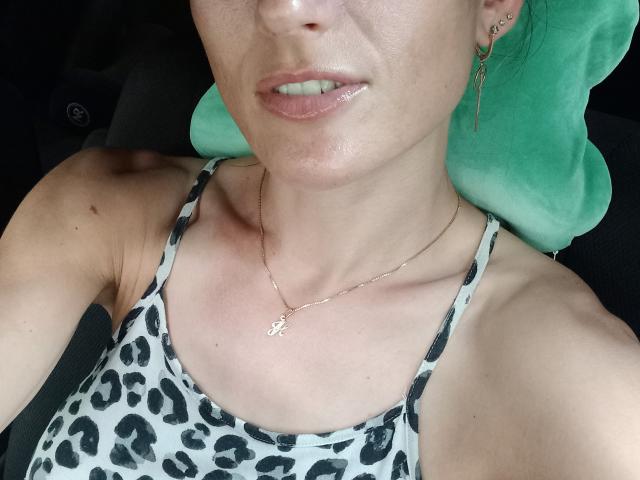 BellaJulls - Live porn &amp; sex cam - 25646437