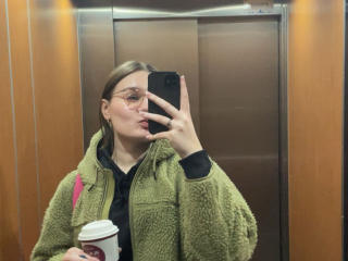 JulieTease - Sexe cam en vivo - 25646917