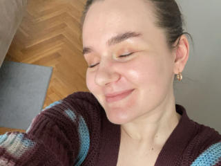 JulieTease - Live porn &amp; sex cam - 25646949